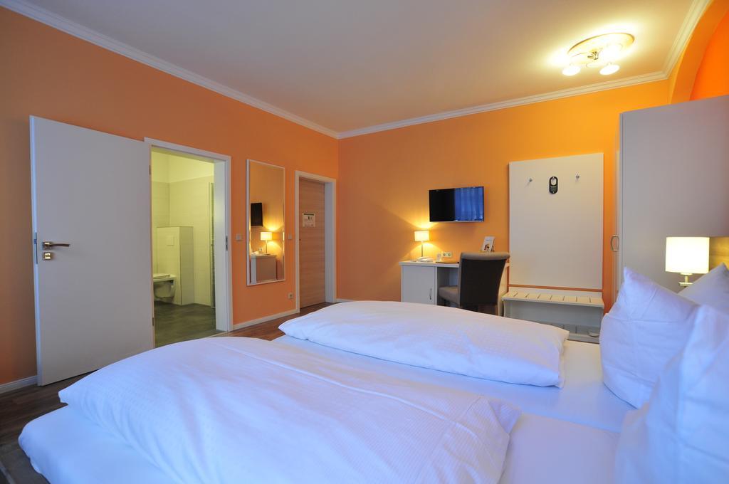 Hotel Am Obermarkt Freiberg Bagian luar foto