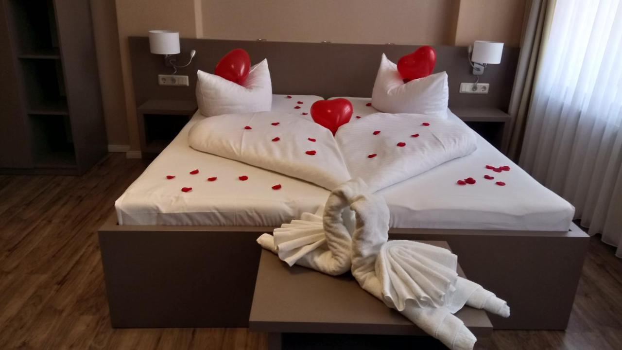 Hotel Am Obermarkt Freiberg Bagian luar foto